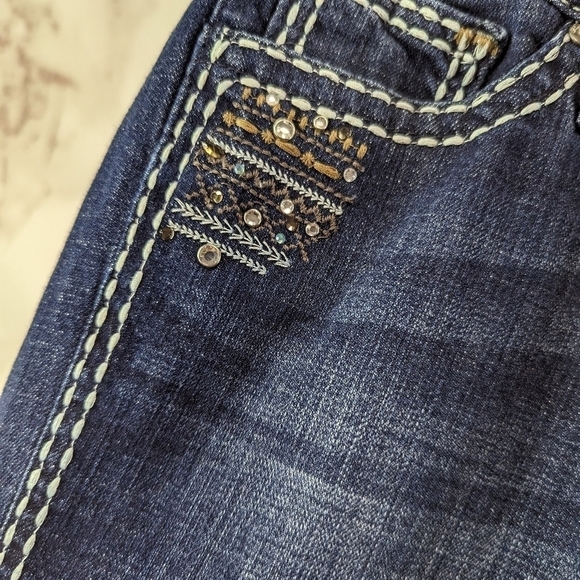 Wrangler Rock 47 Jeans Women 27 X 27 Low Rise Bootcut Denim Crop Short Petite - Picture 10 of 13